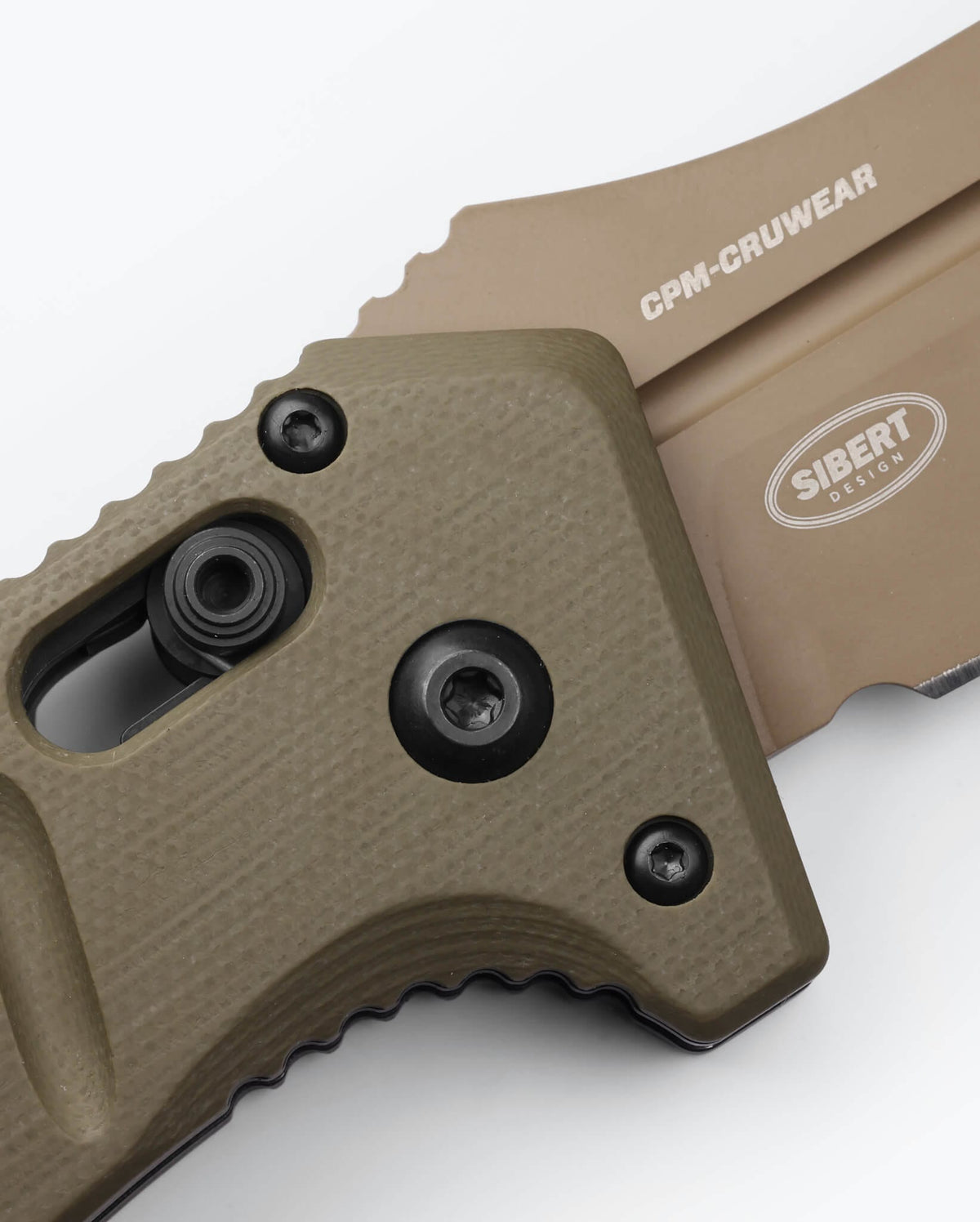 Auto Adamas® G10 Handle Detail - Close-up Hardware View | Benchmade Knife Co.
